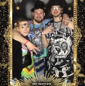 Meet your Posher, Collin